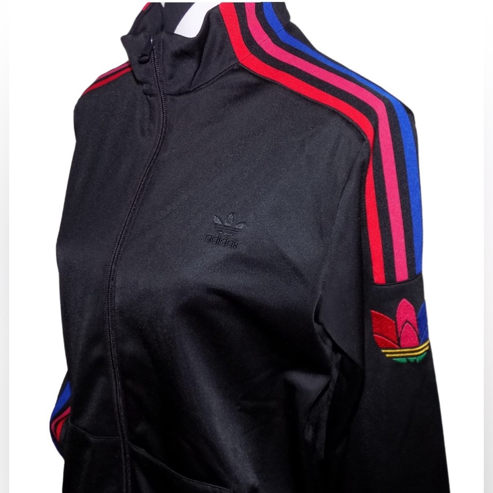 Womens Adidas jacket szXL